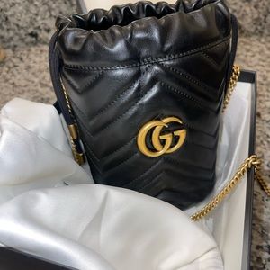 Gucci bucket bag